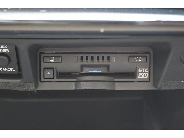 Toyota CROWN SEDAN 2018-11 5857-5