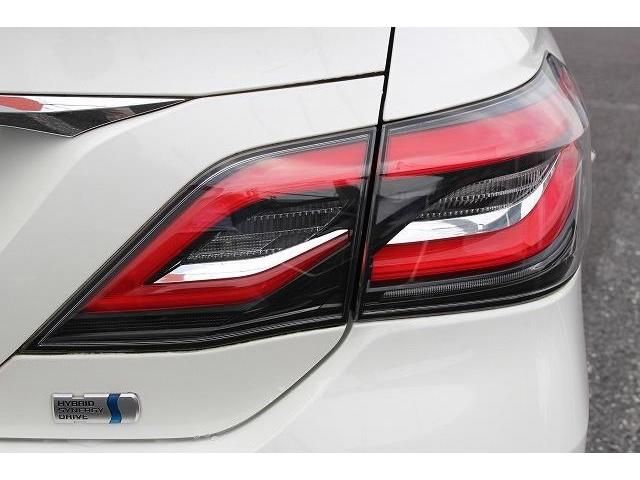 Toyota CROWN SEDAN 2018-11 5857-11