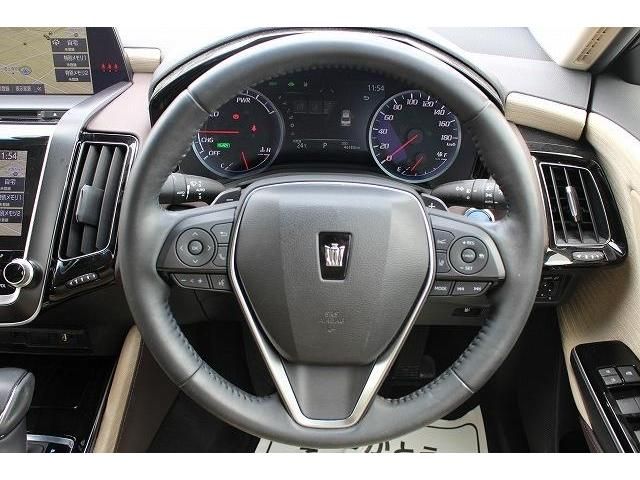 Toyota CROWN SEDAN 2018-11 5857-14