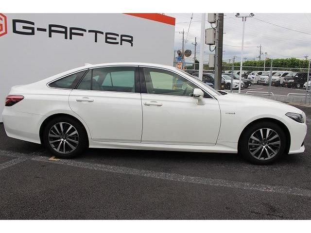 Toyota CROWN SEDAN 2018-11 5857-7