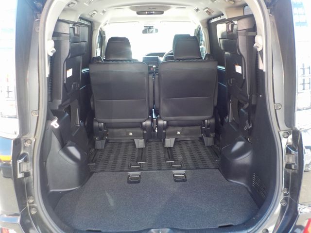 Toyota VOXY 2016-04 24935-16