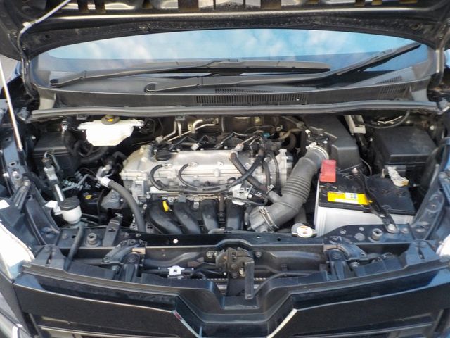 Toyota VOXY 2016-04 24935-12