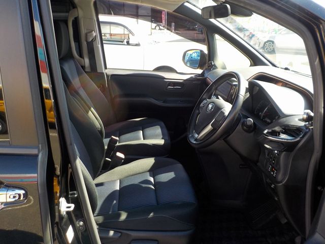 Toyota VOXY 2016-04 24935-21