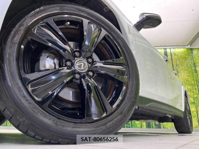 Lexus UX 2021-09 391954-13