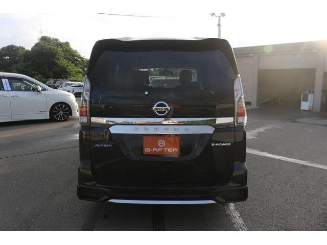 Nissan SERENA 2018-06 7109-3