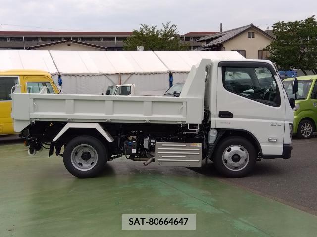 Mitsubishi CANTER 2023-10 294551-5