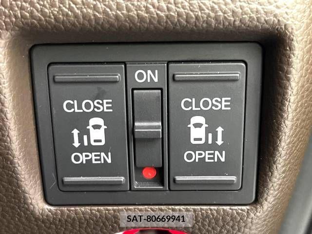 Honda N BOX 2021-10 364585-3