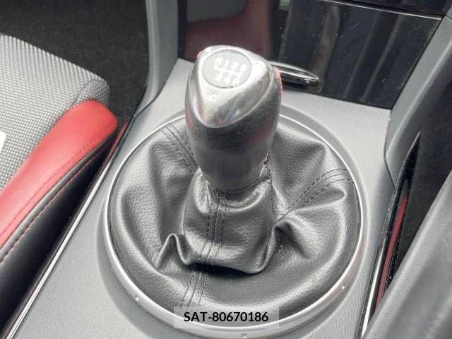 Mazda RX-8 2012-05 283916-2