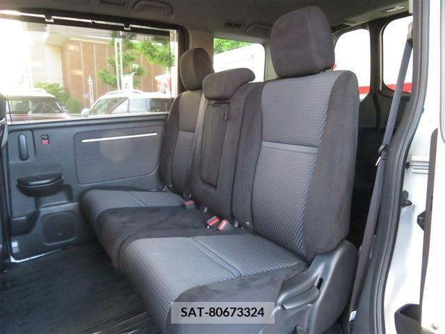 Honda STEP WGN 2017-09 324686-17