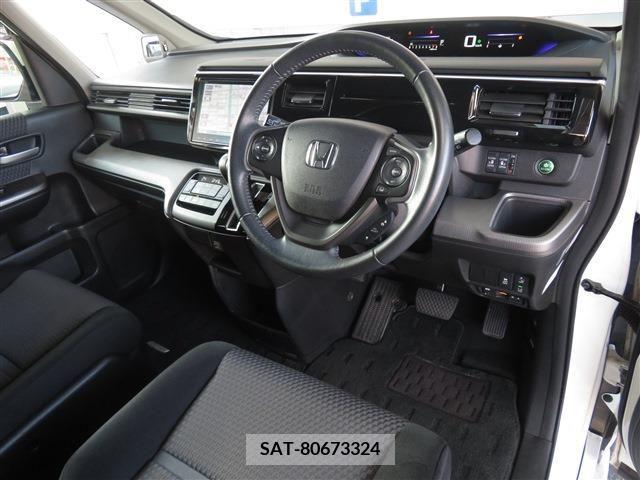 Honda STEP WGN 2017-09 324686-2