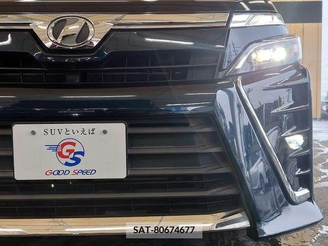Toyota VOXY 2018-10 370391-18