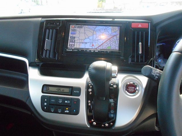 Honda N-WGN 2015-09 10729-7