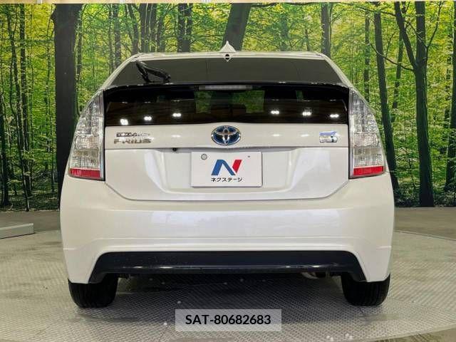 Toyota PRIUS 2011-07 328570-15