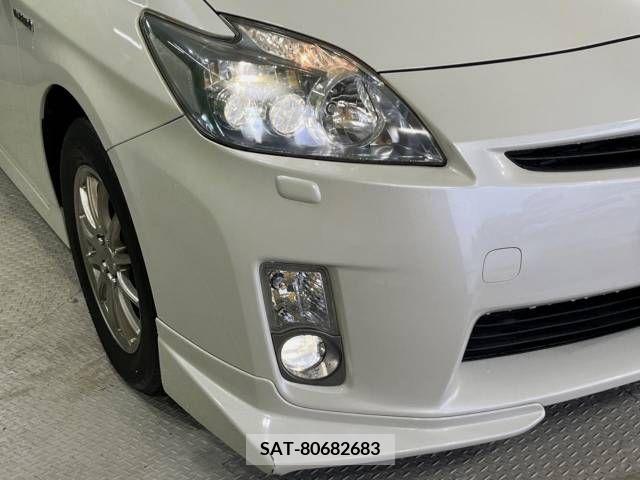 Toyota PRIUS 2011-07 328570-12
