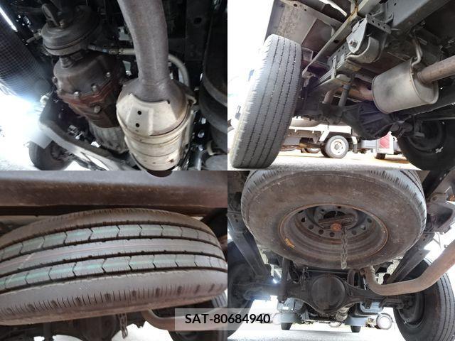 Toyota TOYOACE 2016-08 308197-11
