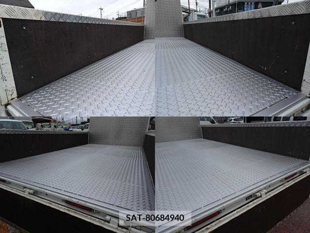 Toyota TOYOACE 2016-08 308197-7