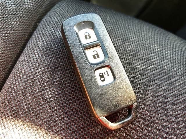 Honda N BOX CUSTOM 2016-10 190727-19