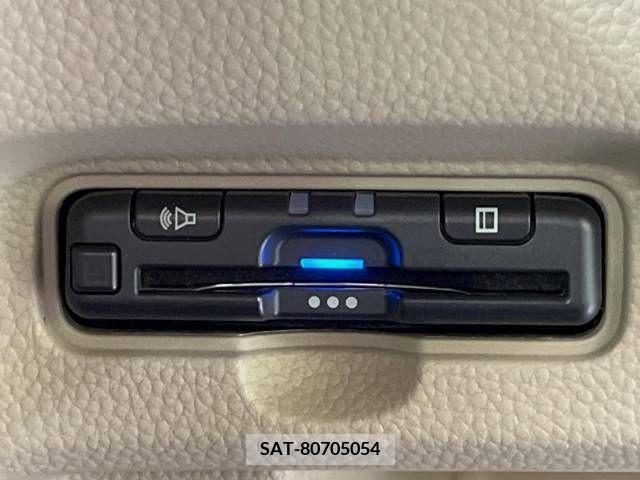 Honda N BOX 2018-04 380127-4