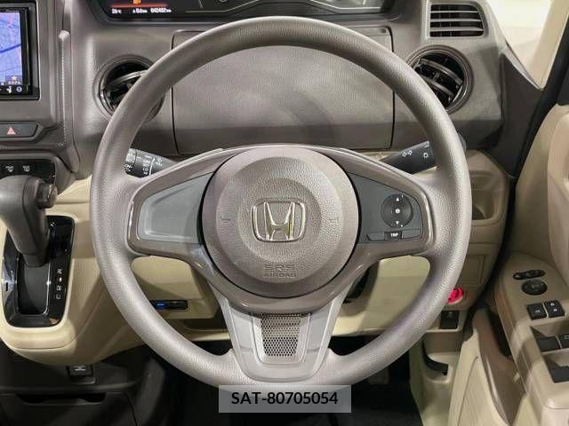 Honda N BOX 2018-04 380127-11