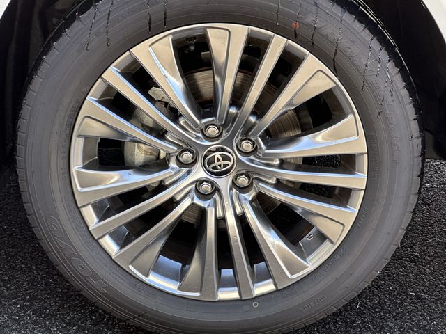 Toyota HARRIER 2023-12 6438-21