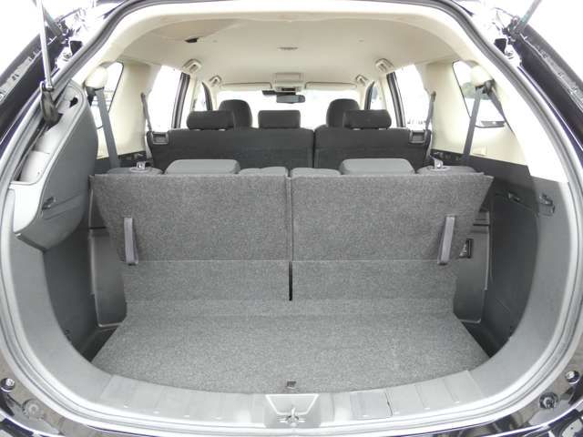 Mitsubishi OUTLANDER 2019-10 16476-9