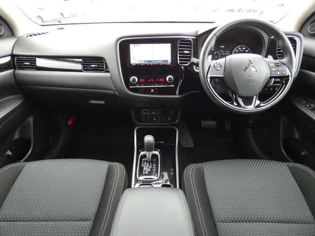 Mitsubishi OUTLANDER 2019-10 16476-5