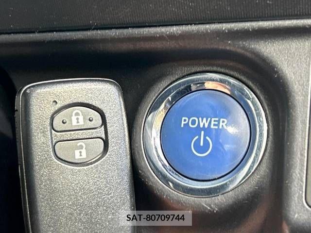 Toyota AQUA 2013-05 356199-5