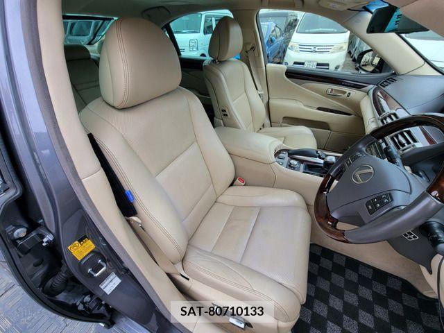 Lexus LS 2013-09 208339-3