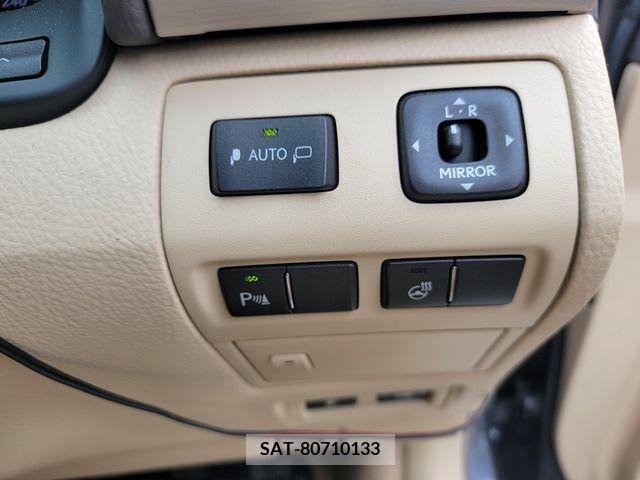 Lexus LS 2013-09 208339-9