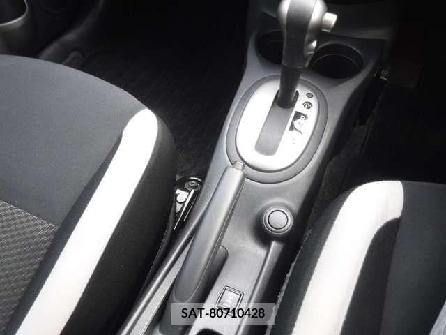 Nissan NOTE 2019-02 382866-11