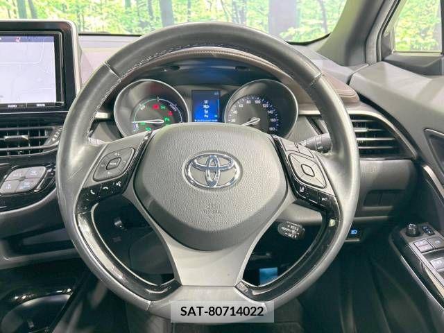 Toyota C-HR 2018-05 294889-11