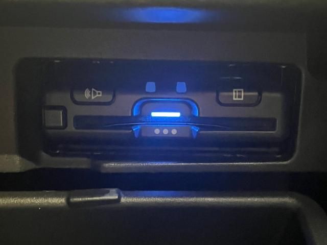 Nissan SERENA 2020-06 195581-12
