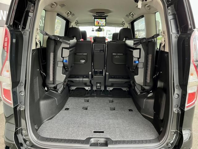 Nissan SERENA 2020-06 195581-27