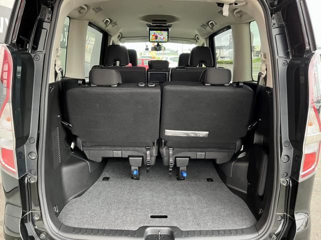 Nissan SERENA 2020-06 195581-26
