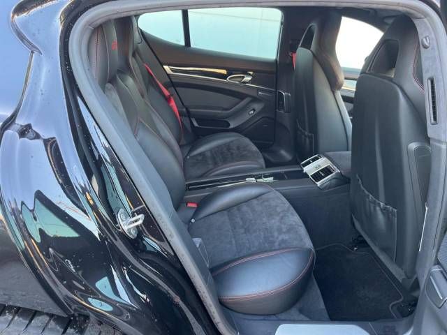 Porsche PANAMERA 2013-05 182028-9