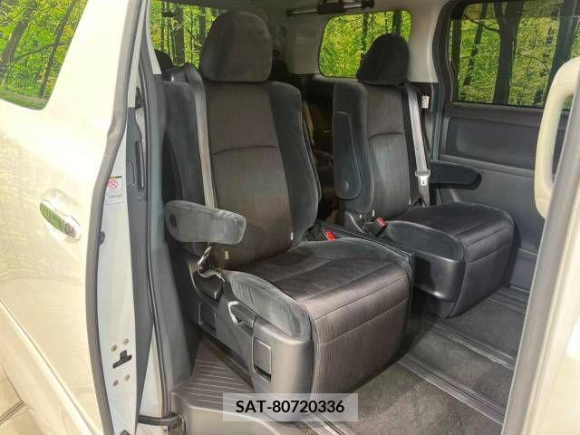 Toyota VELLFIRE 2009-03 303579-8