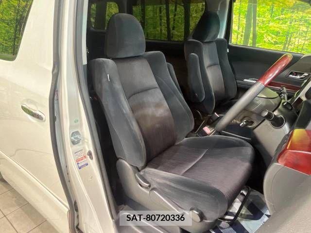 Toyota VELLFIRE 2009-03 303579-7
