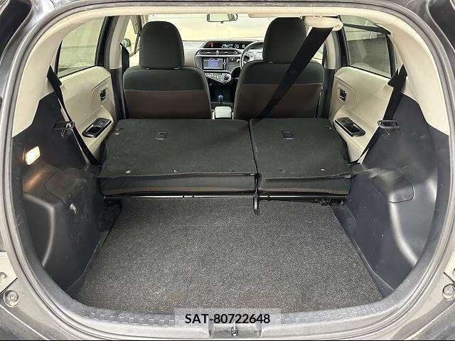 Toyota AQUA 2013-12 213061-19