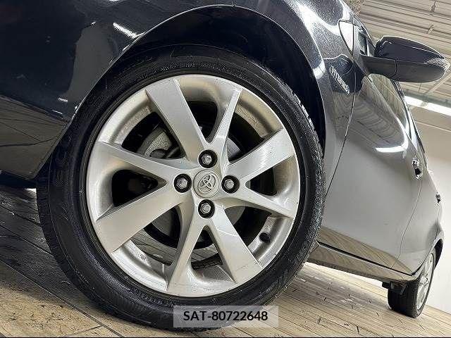 Toyota AQUA 2013-12 213061-10