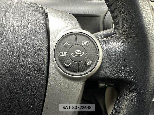 Toyota AQUA 2013-12 213061-14