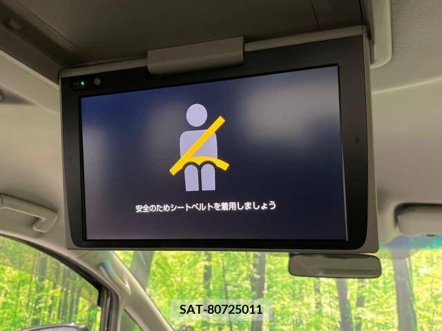 Toyota VELLFIRE 2019-03 348350-2