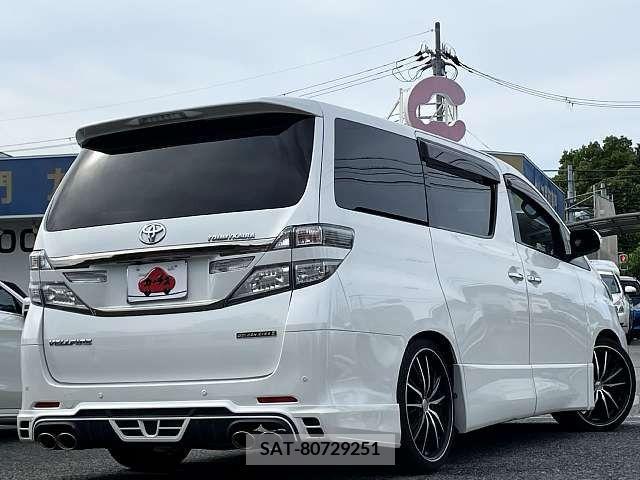 Toyota VELLFIRE 2014-10 299946-2