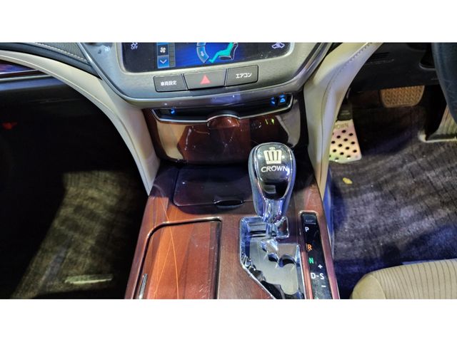 Toyota CROWN SEDAN 2013-06 4528-17