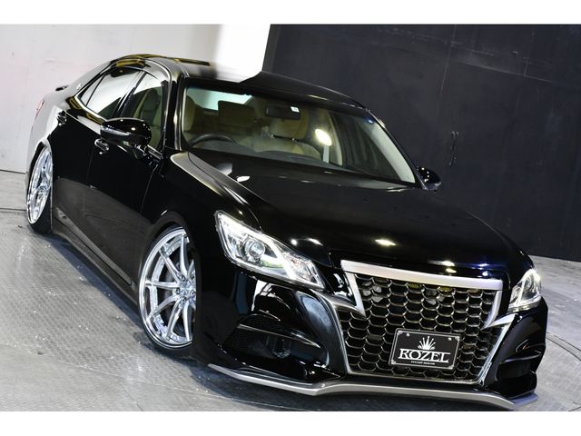 Toyota CROWN SEDAN 2013-06 4528-27