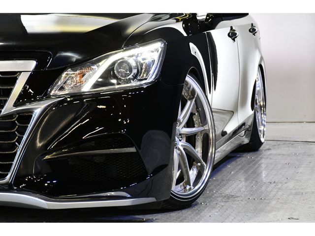 Toyota CROWN SEDAN 2013-06 4528-6