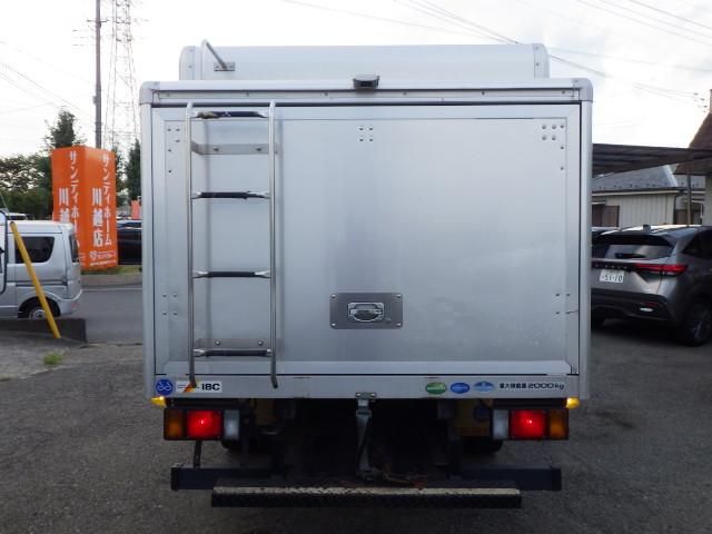 Isuzu ELF TRUCK 2011-04 6867-4