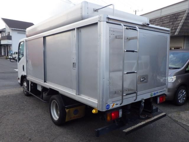 Isuzu ELF TRUCK 2011-04 6867-7