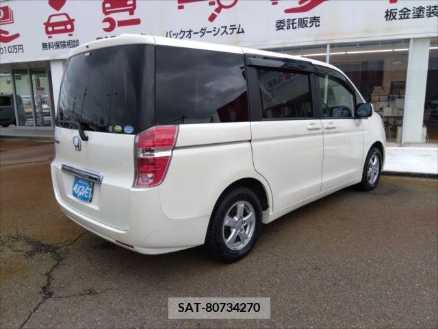 Honda e 2010-09 218082-1