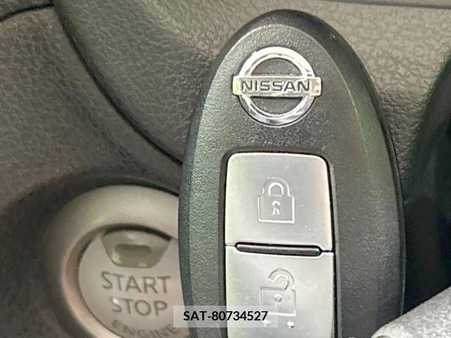 Nissan NOTE 2013-11 341888-4