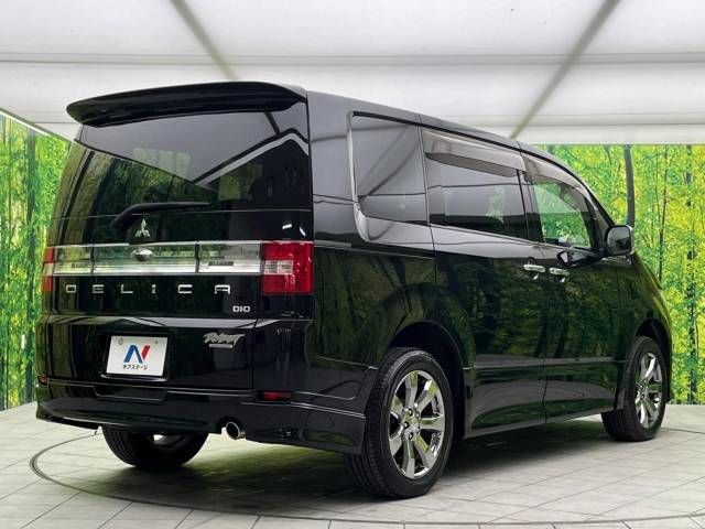 Mitsubishi DELICA D5 2017-06 28449-18